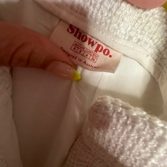 2 piece white set. Great for bridal type parties - Picture 6 of 7